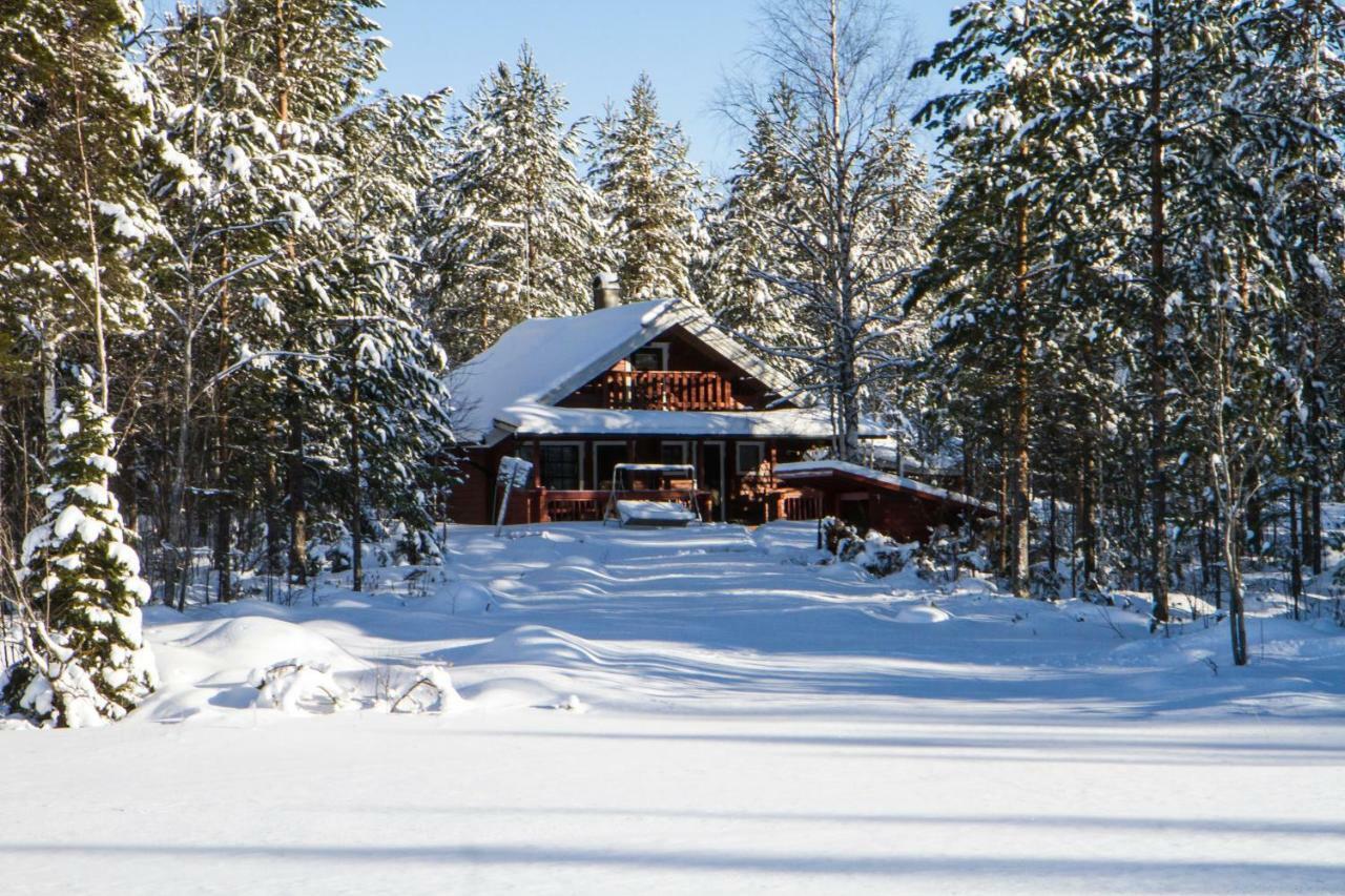 Villa Loma Rinteelae à Suonenvaara Extérieur photo